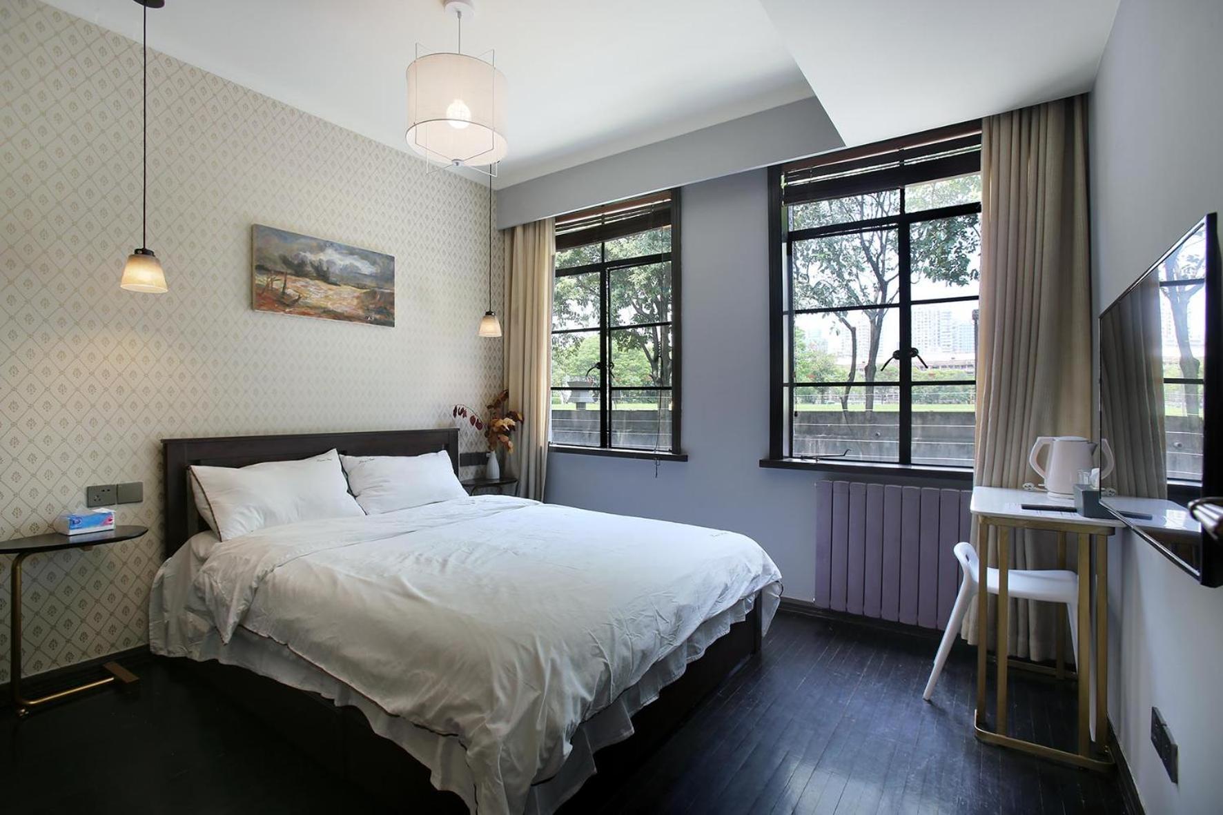 Shanghai Downtown Hills Boutique Guesthouse - Near Metro Line 7, Exit 3, Changping Road Номер фото